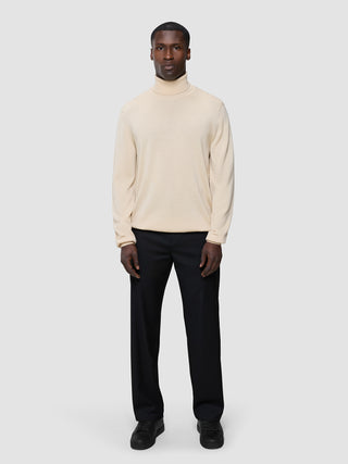 Seamless Premium Merino Knit Turtleneck Birchwood