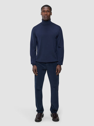 Seamless Premium Merino Knit Turtleneck Dark Navy