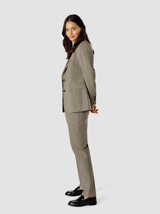 Essential Suit Tapered Latte