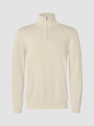En krämfärgad Seamless Core Knit Half Zip Birchwood med skandinavisk design.