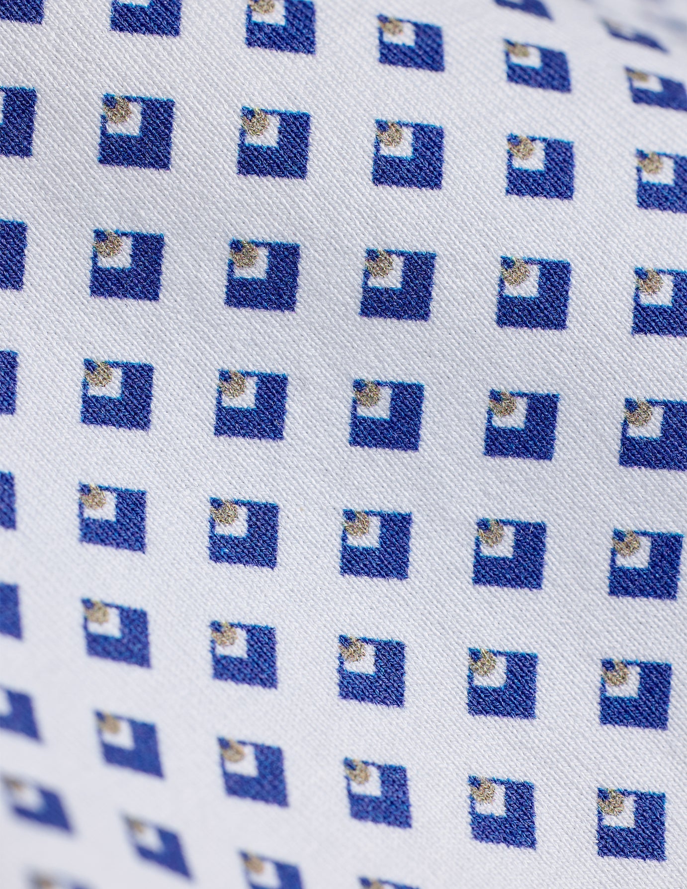 Classic Shirt Slim Magnetic Angles