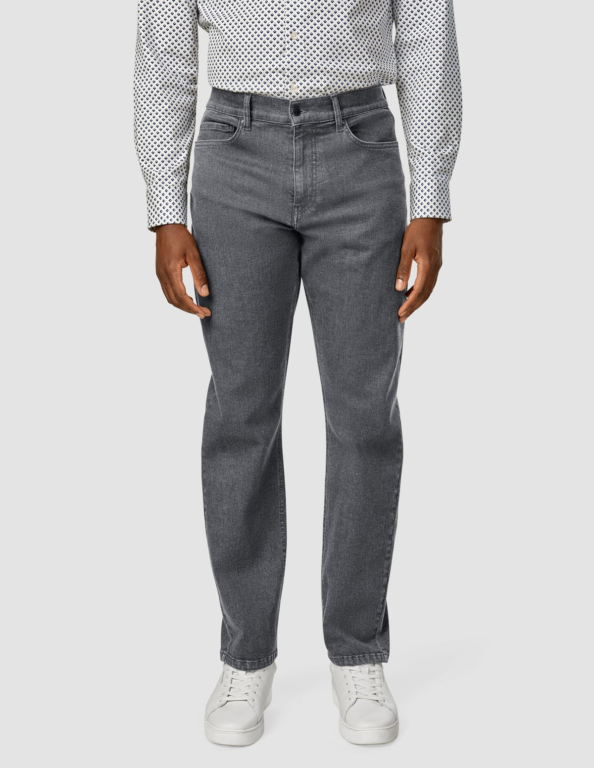 Regular Grey Classic Jeans Regular Dark Grey Wash| SHAPING NEW TOMORROW