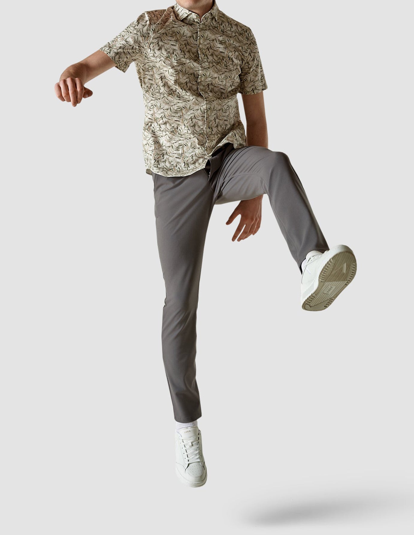 Classic Short-Sleeved Patterned Shirt Dried Leaves