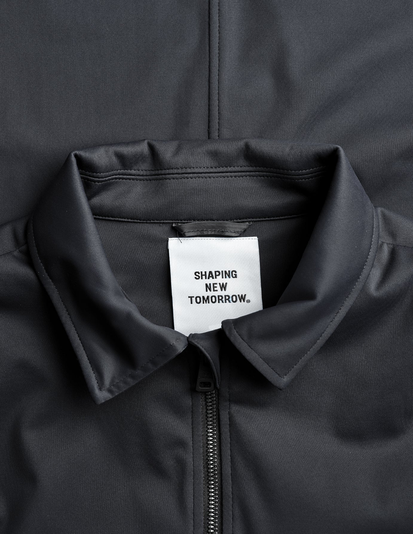 Elements Jacket Black