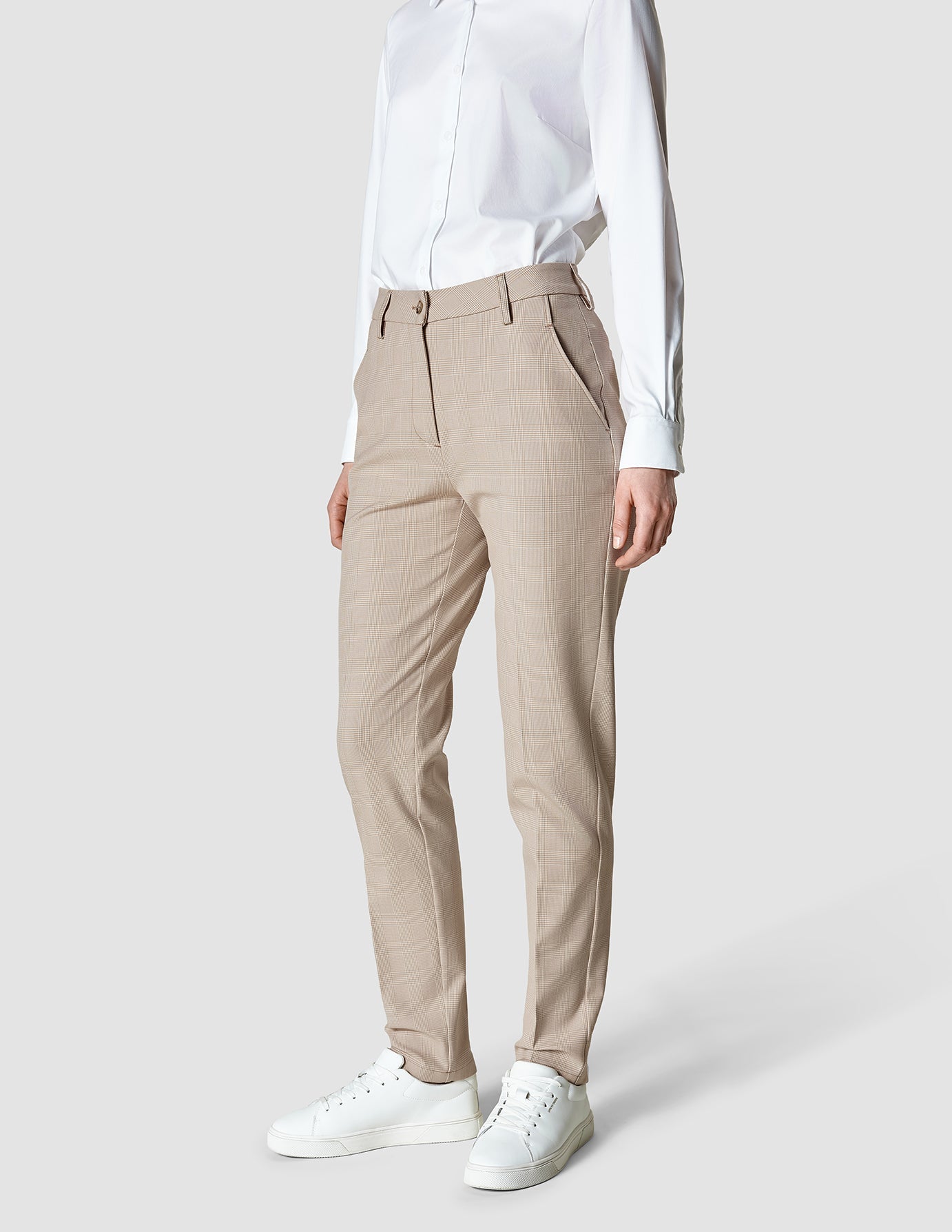 Essential Pants Tapered Toffee Check