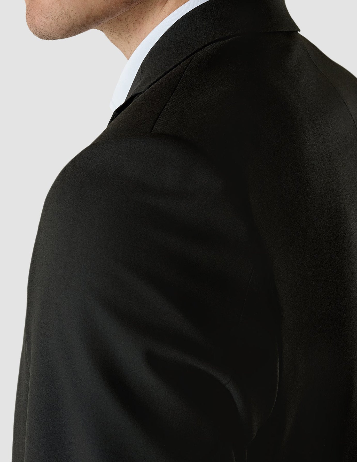 Essential Suit Black