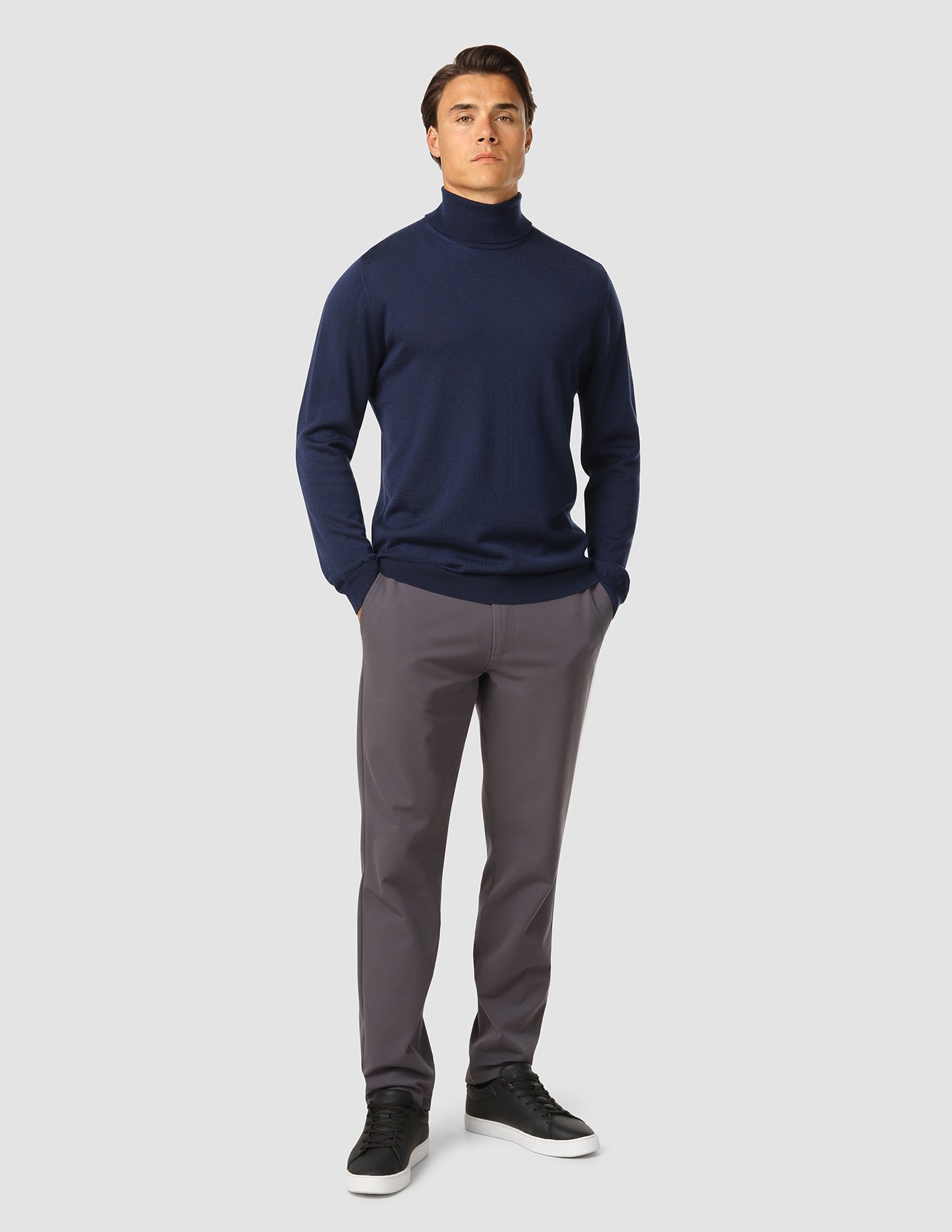 Premium Merino Turtleneck Navy