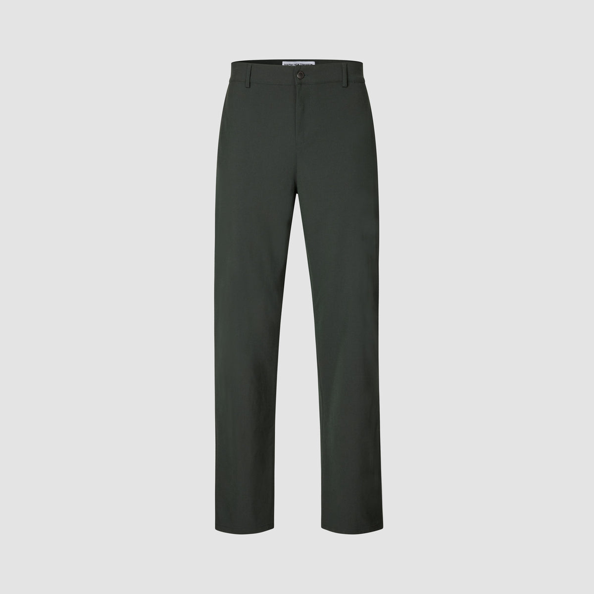 Ease Pants Relaxed Fit Northern Pine-byxor i mörkgrönt, med avslappnad passform, knäppning framtill och 360°-stretch.