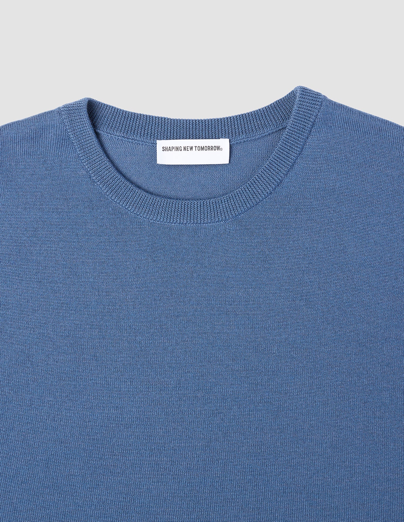 Seamless Premium Merino Knit Crewneck Dusky Blue