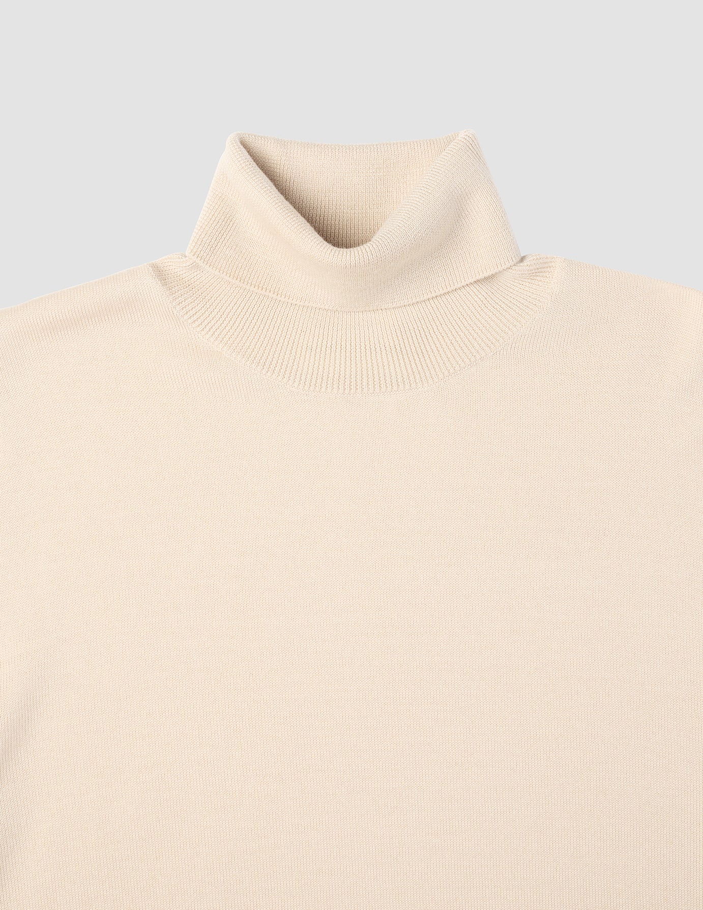 Seamless Premium Merino Knit Turtleneck Birchwood