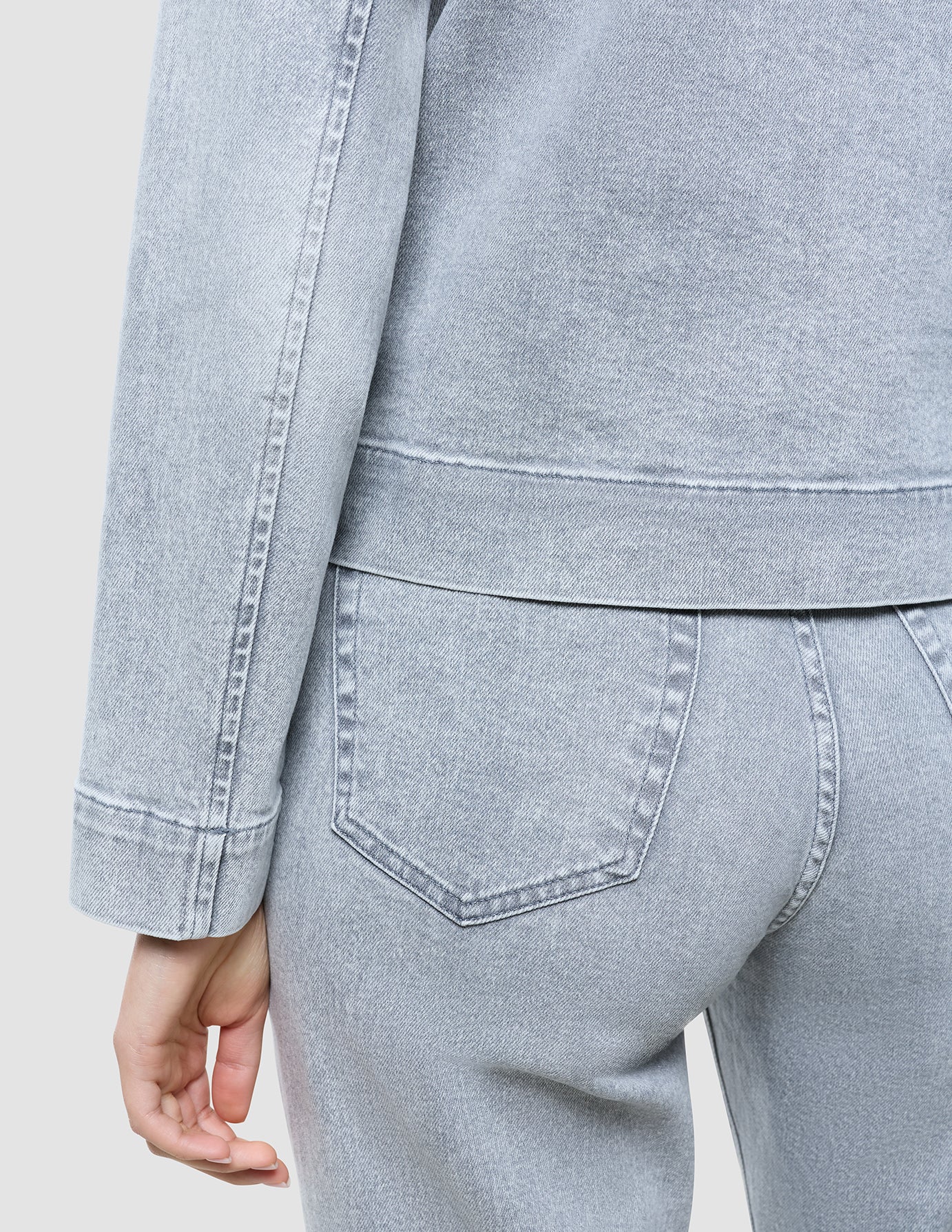 Women's Classic Denim Jacket Light Grey Washed