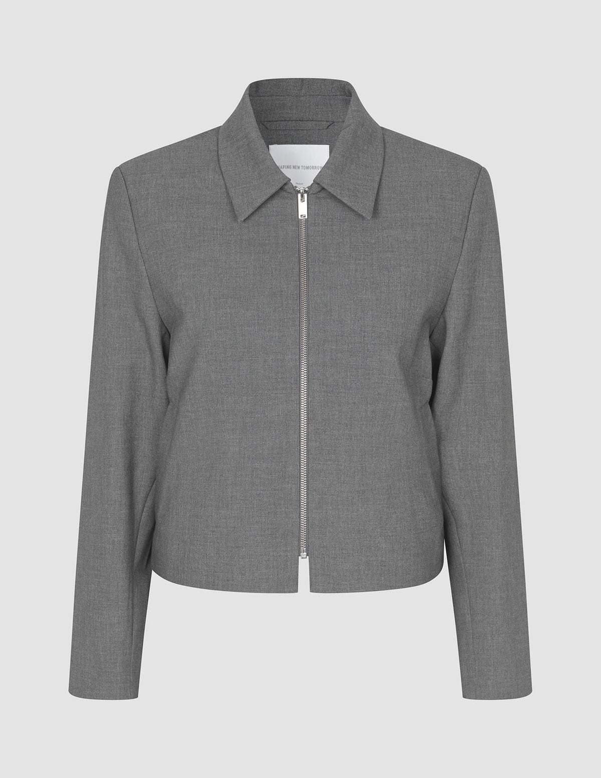 Essential Short Zip Jacket Dark Grey Melange: en mörkgrå, minimalistisk jacka med krage och dragkedja i full längd.