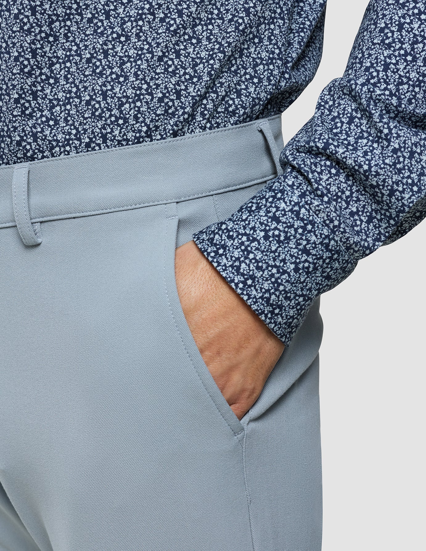 GEN2™ Pants Regular Light Grey