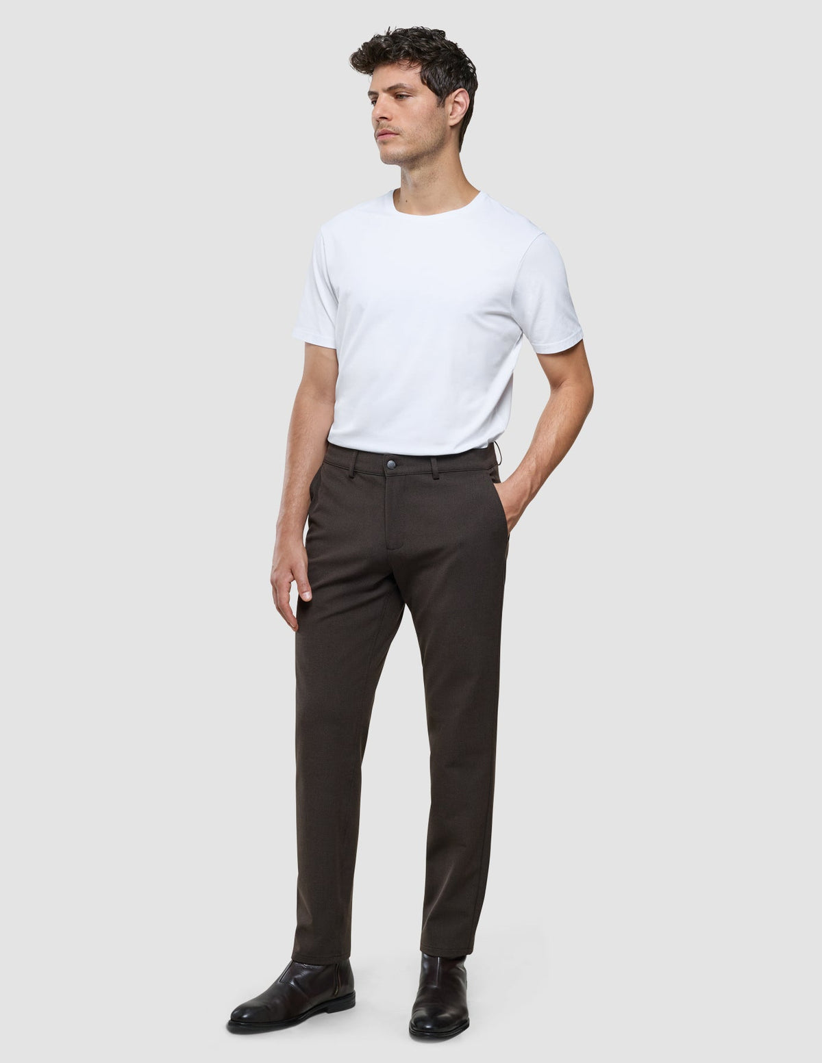Gen. 2.0 Pants Regular Signature Dark Brown