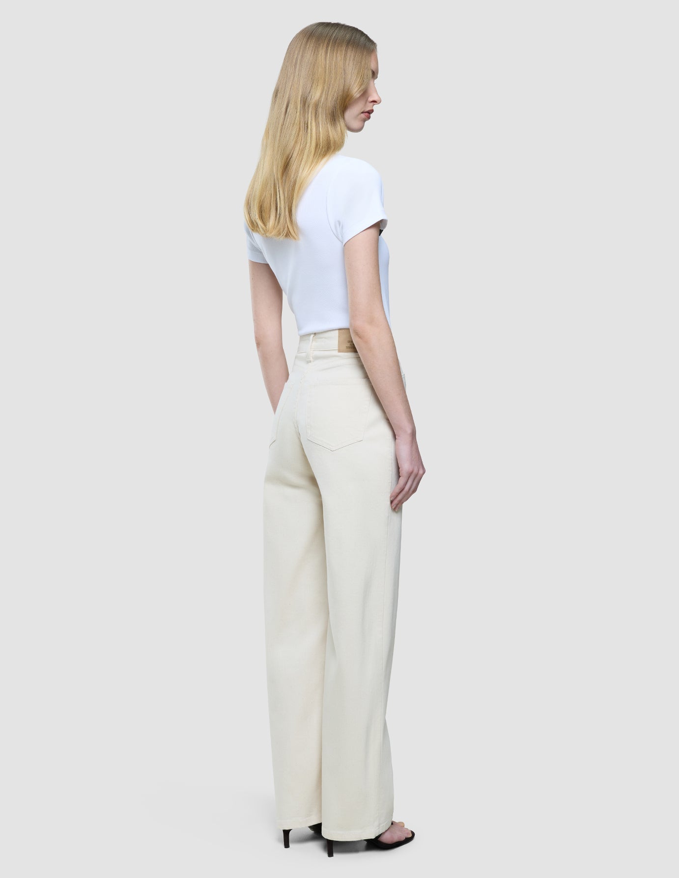 Women's Relaxed Jeans Off White
