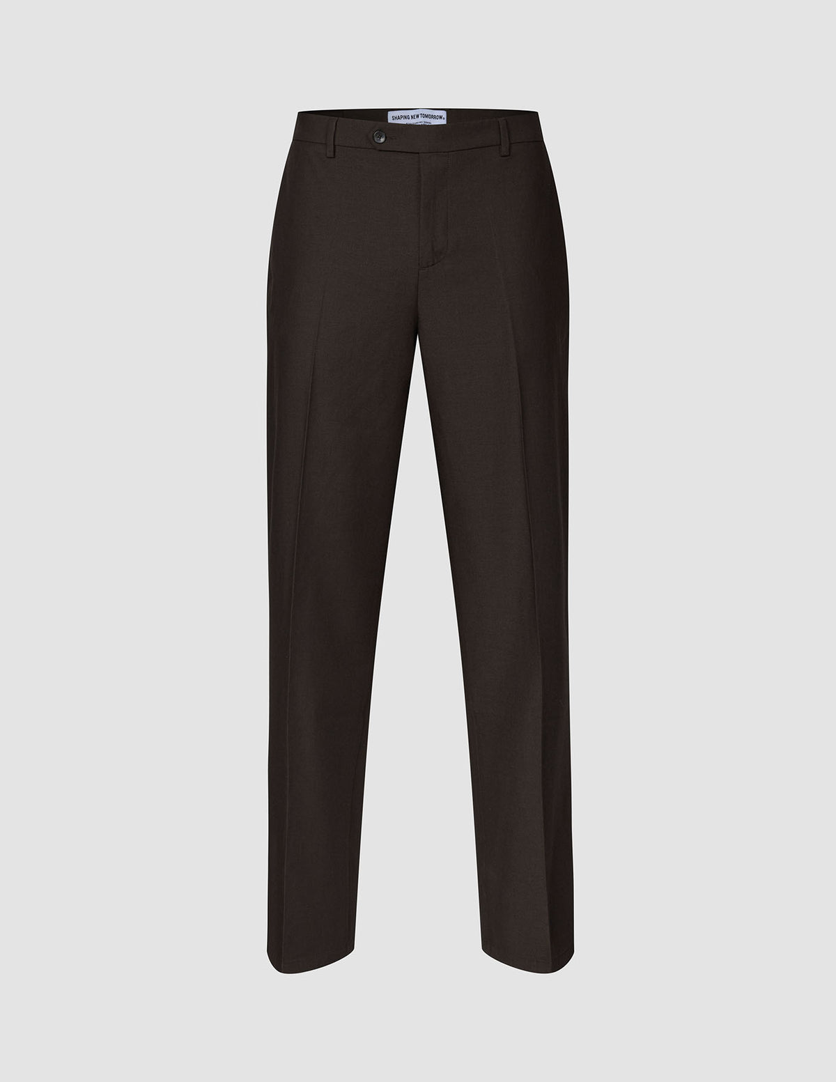 Mörkbruna Motion Suit-byxor i avslappnad passform i färgen Cognac, med raka ben och 360°-stretch.