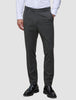 Slim-fit Motion Suit-byxor i färgen Slim Pepper Grey med 360°-stretch, kombinerade med en vit skjorta och svarta loafers.