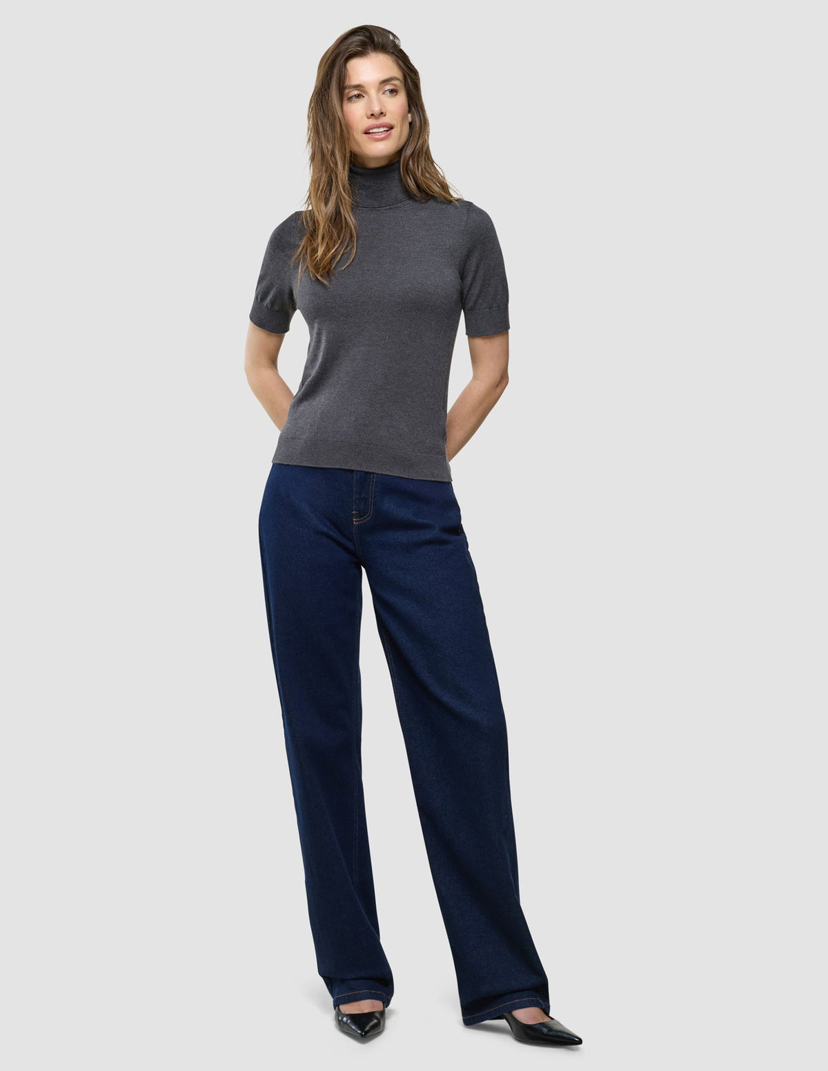 Women Quinn Short Sleeved Turtleneck Cool Brown