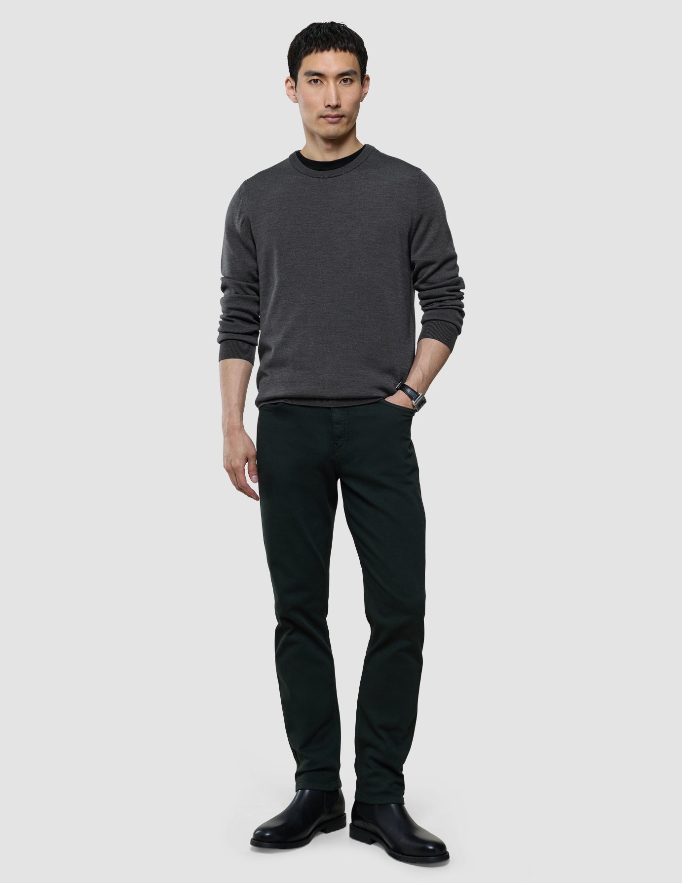 Seamless Premium Merino Knit Crewneck Charcoal Grey